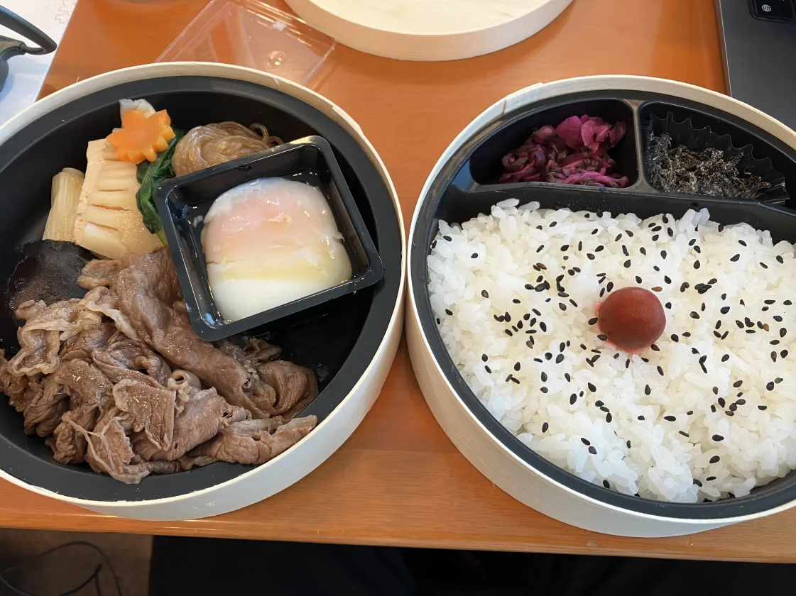 今伴すき焼き弁当の中身